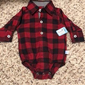 Buffalo plaid button up onesie size 0-3 months